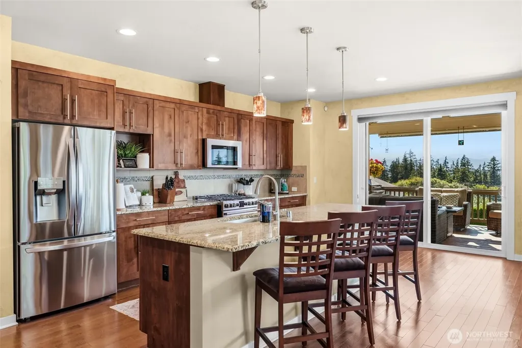 4802 Hunttings Lane Mukilteo WA 98275