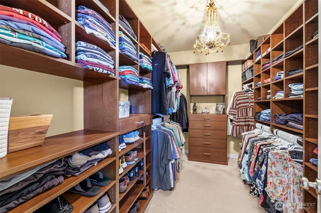 4802 Hunttings Lane Mukilteo WA 98275