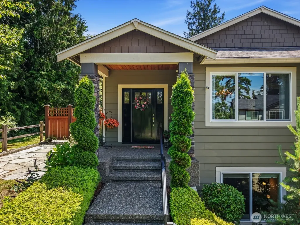 4802 Hunttings Lane Mukilteo WA 98275