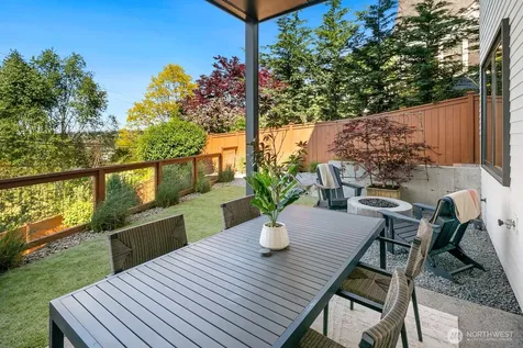 728 W Etruria Street Seattle WA 98119