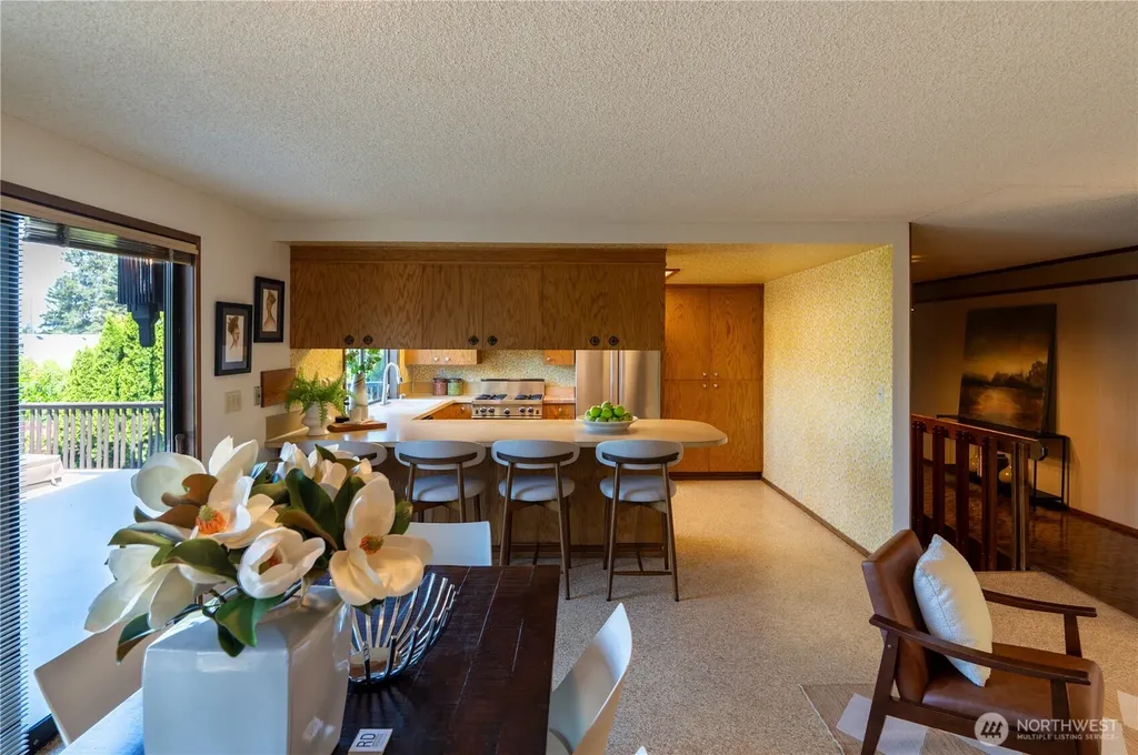 4033 52nd Place SW Seattle WA 98116