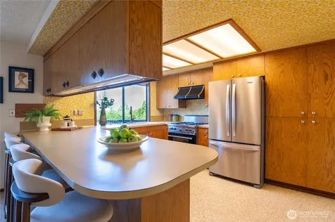 4033 52nd Place SW Seattle WA 98116