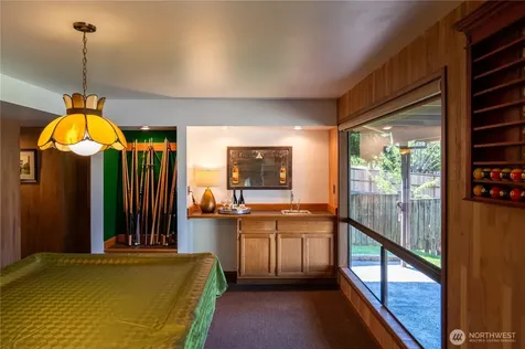 4033 52nd Place SW Seattle WA 98116