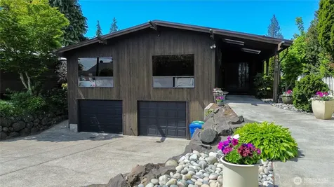 4033 52nd Place SW Seattle WA 98116