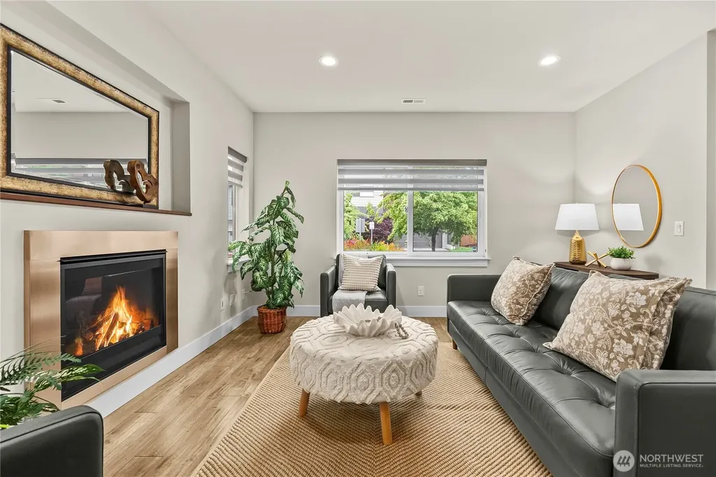 12220 SE 251st Place Kent WA 98030