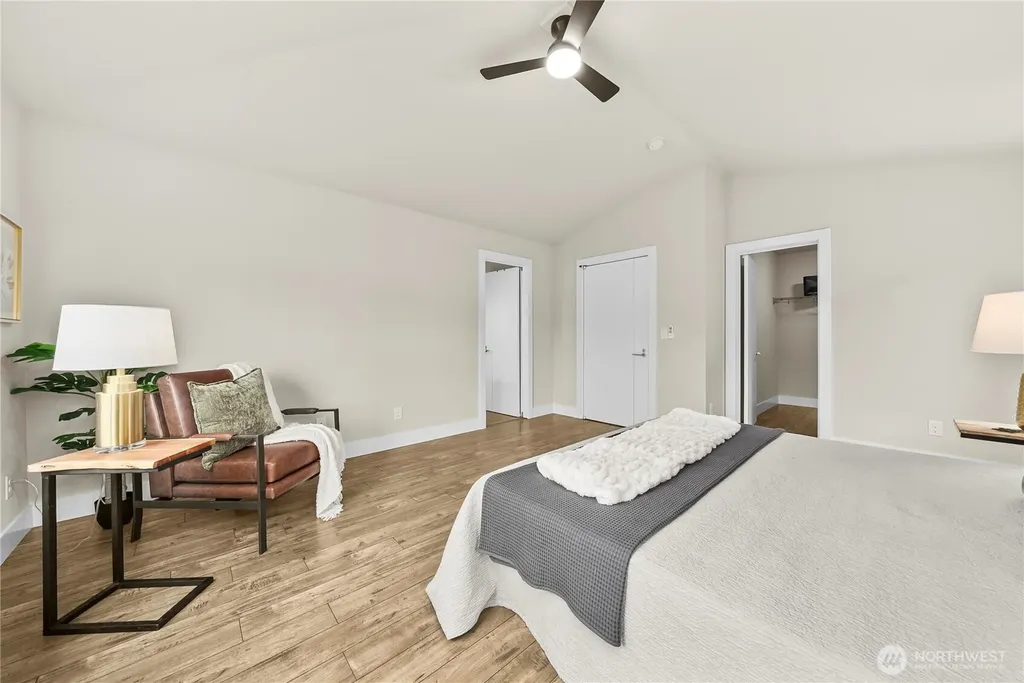 12220 SE 251st Place Kent WA 98030