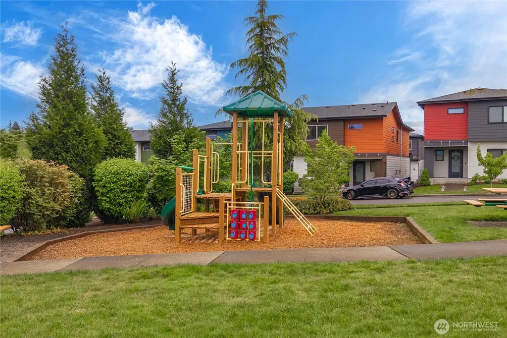 12220 SE 251st Place Kent WA 98030