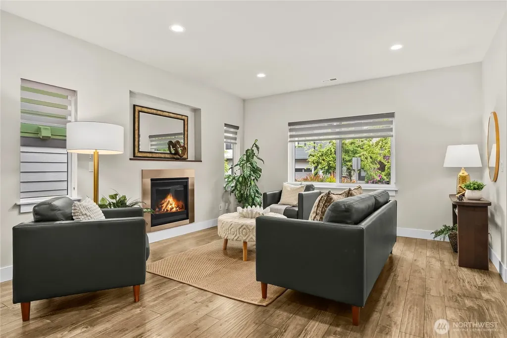 12220 SE 251st Place Kent WA 98030
