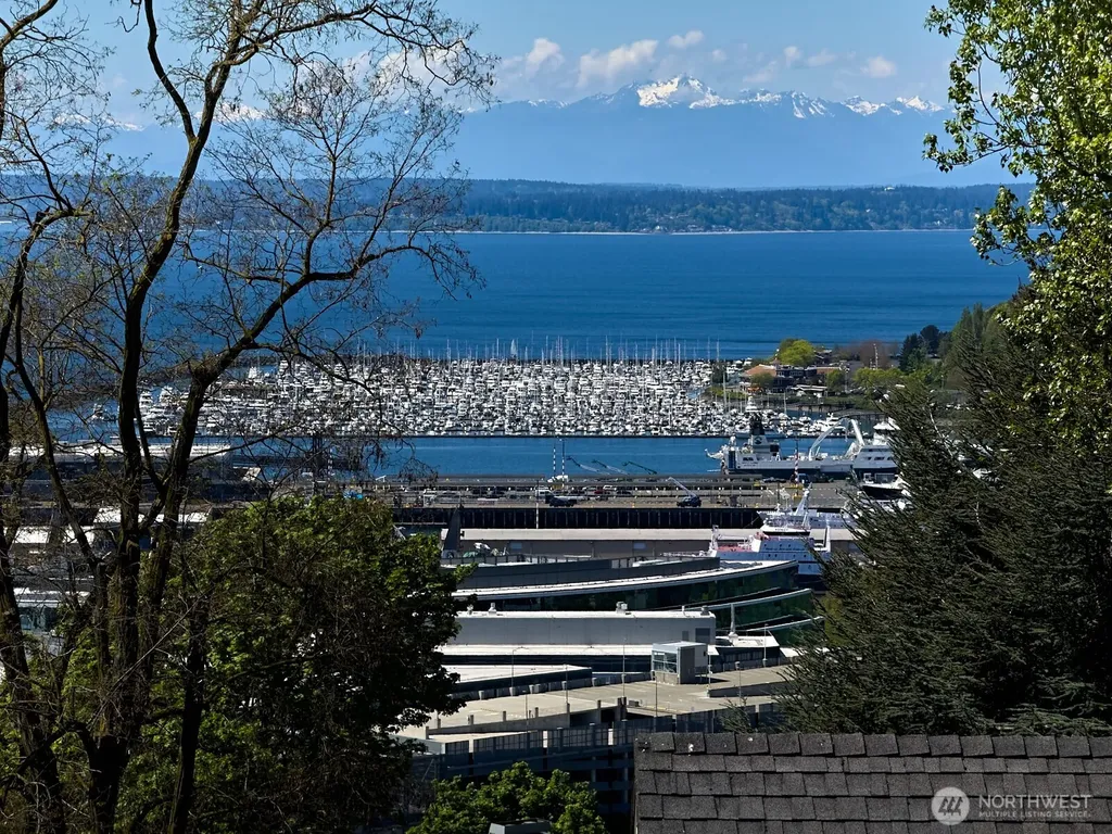 700 W Prospect Street Seattle WA 98119