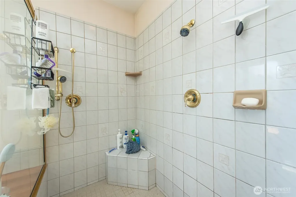 231 Hidden Valley Road Port Angeles WA 98362