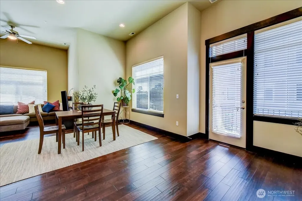 4020 NE 3rd Place Renton WA 98056