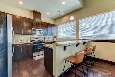 4020 NE 3rd Place Renton WA 98056