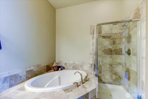 4020 NE 3rd Place Renton WA 98056