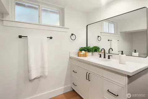 317 NE 58th Street Seattle WA 98105