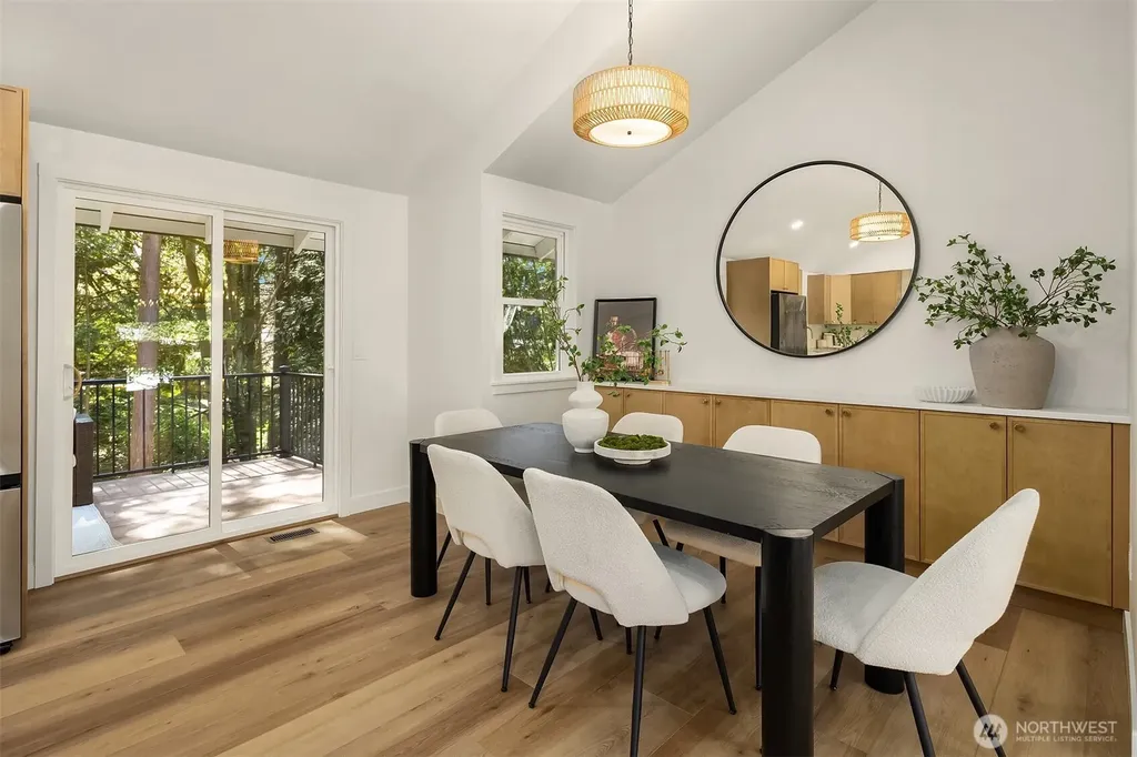 8820 194th Street SW Edmonds WA 98026