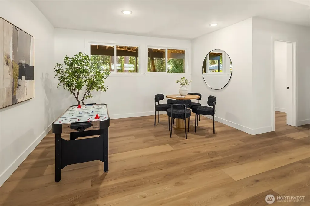 8820 194th Street SW Edmonds WA 98026