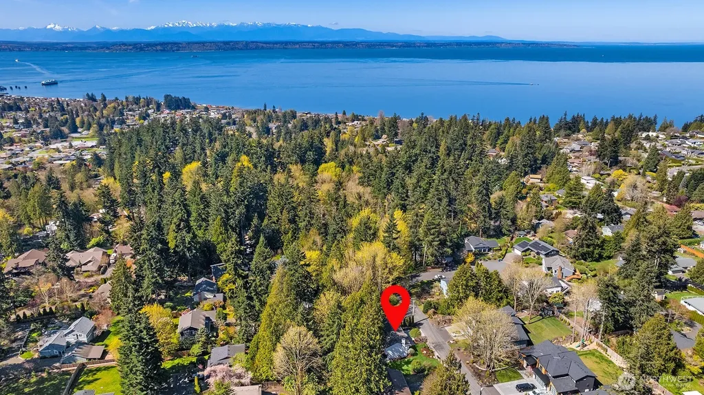 8820 194th Street SW Edmonds WA 98026