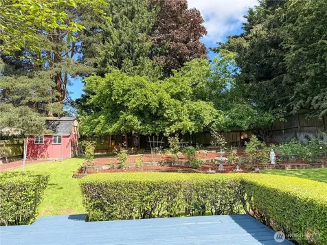 2434 SW 328th Street Federal Way WA 98023