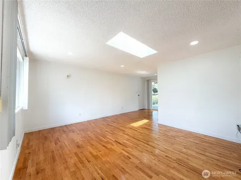 2434 SW 328th Street Federal Way WA 98023