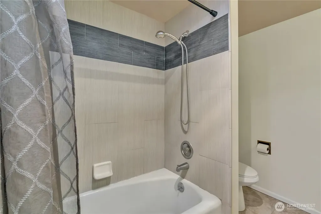 4545 Sand Point Way NE Seattle WA 98105