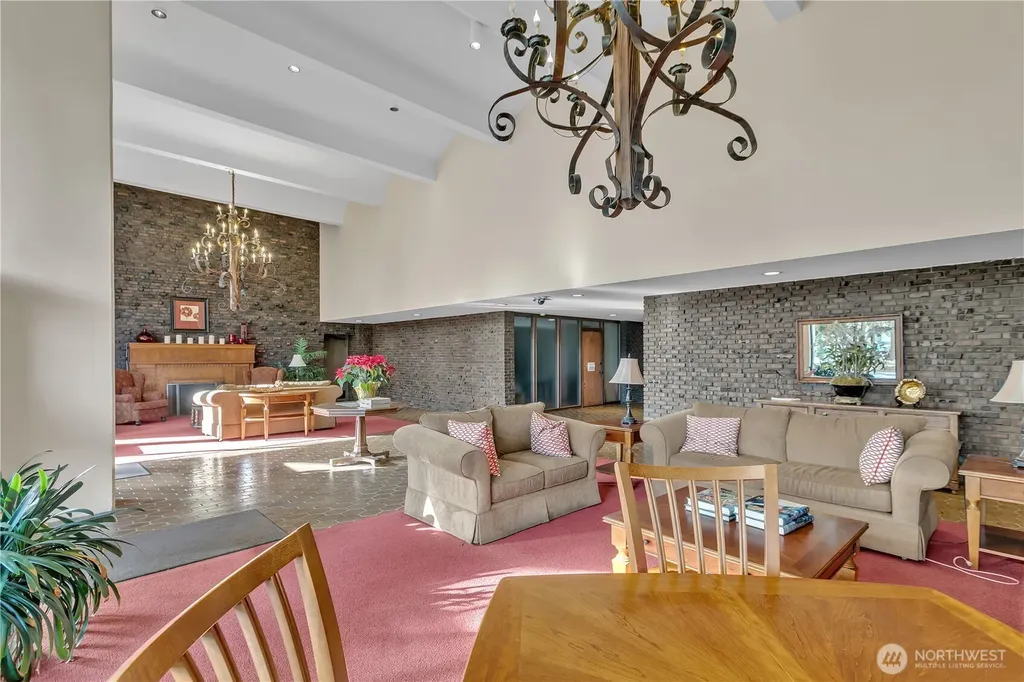 4545 Sand Point Way NE Seattle WA 98105