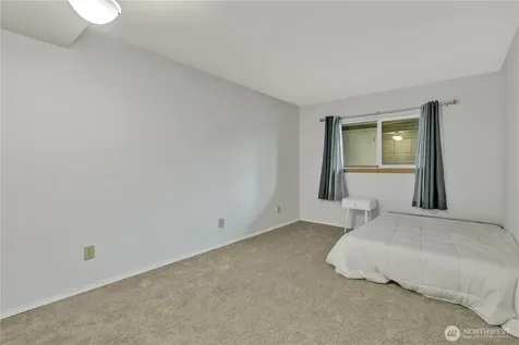 4545 Sand Point Way NE Seattle WA 98105