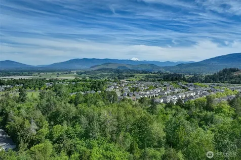 4699 Glacier Street Mount Vernon WA 98273