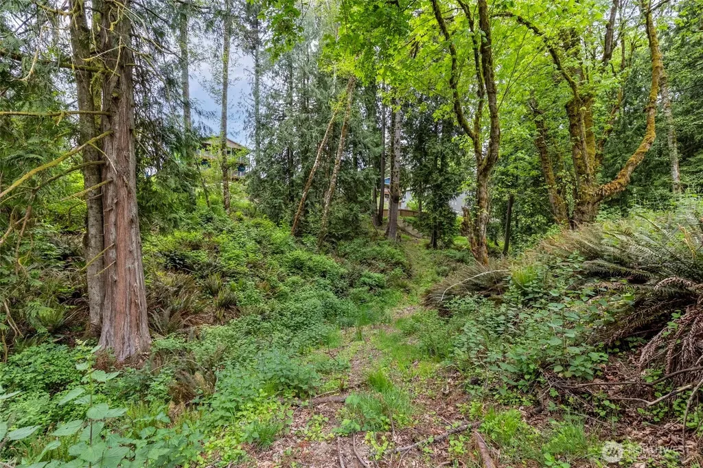 2626 Oregon Street E Port Orchard WA 98366