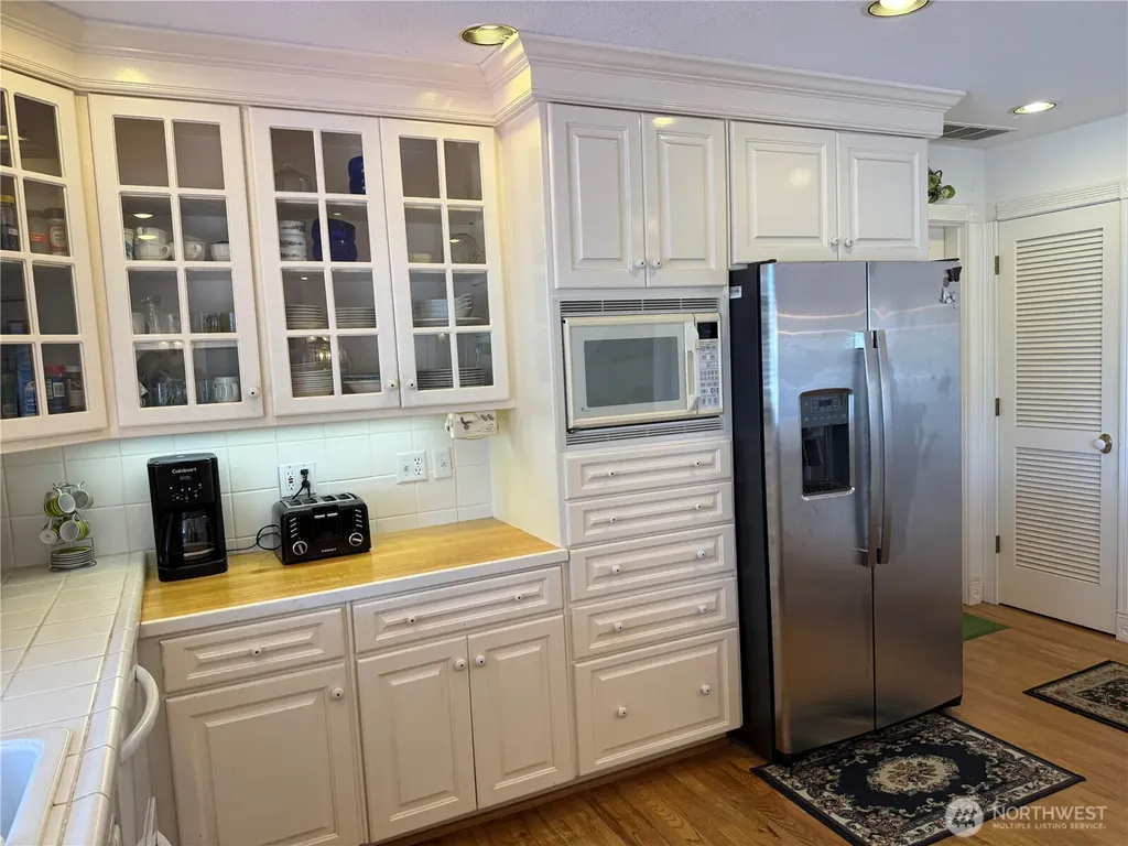 34100 G Street Ocean Park WA 98640