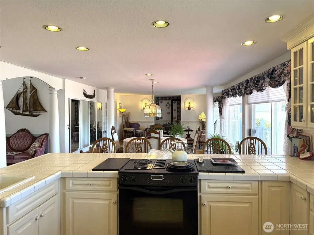 34100 G Street Ocean Park WA 98640
