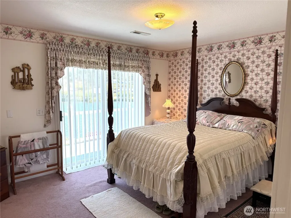 34100 G Street Ocean Park WA 98640