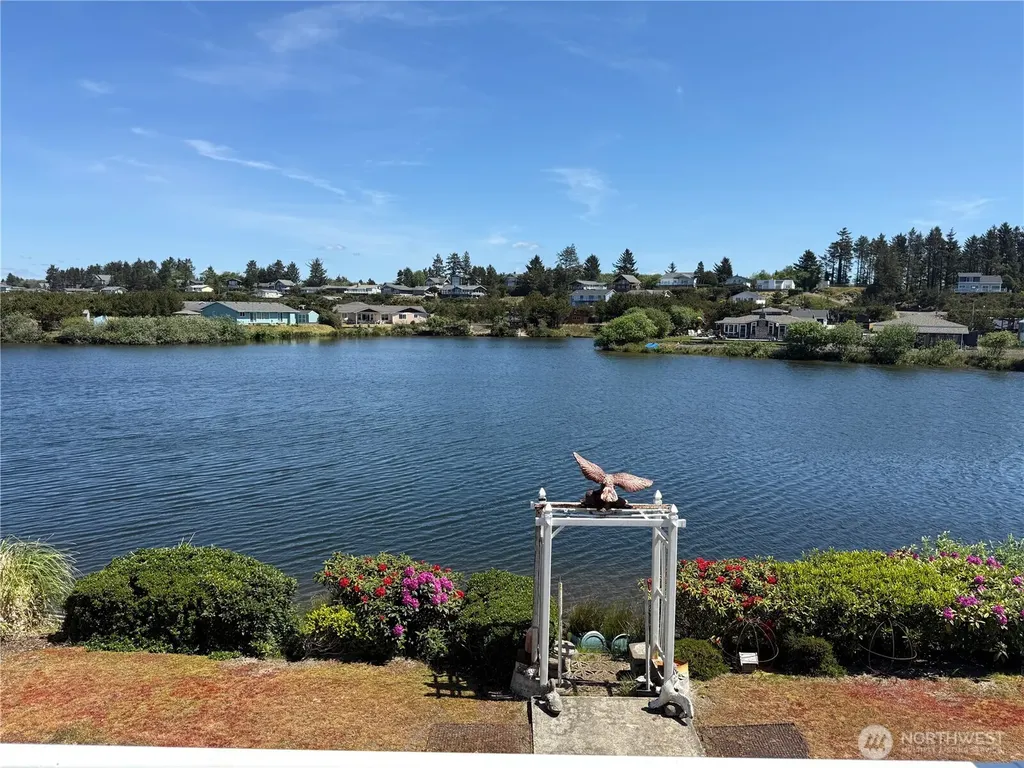 34100 G Street Ocean Park WA 98640
