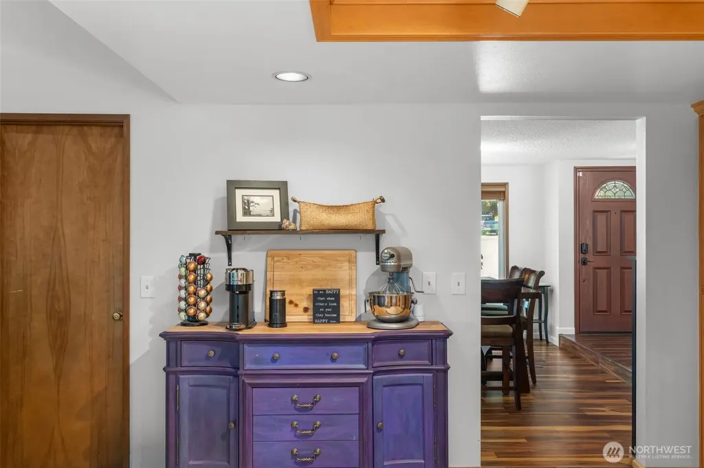 4823 W Tapps Dr E Lake Tapps WA 98391