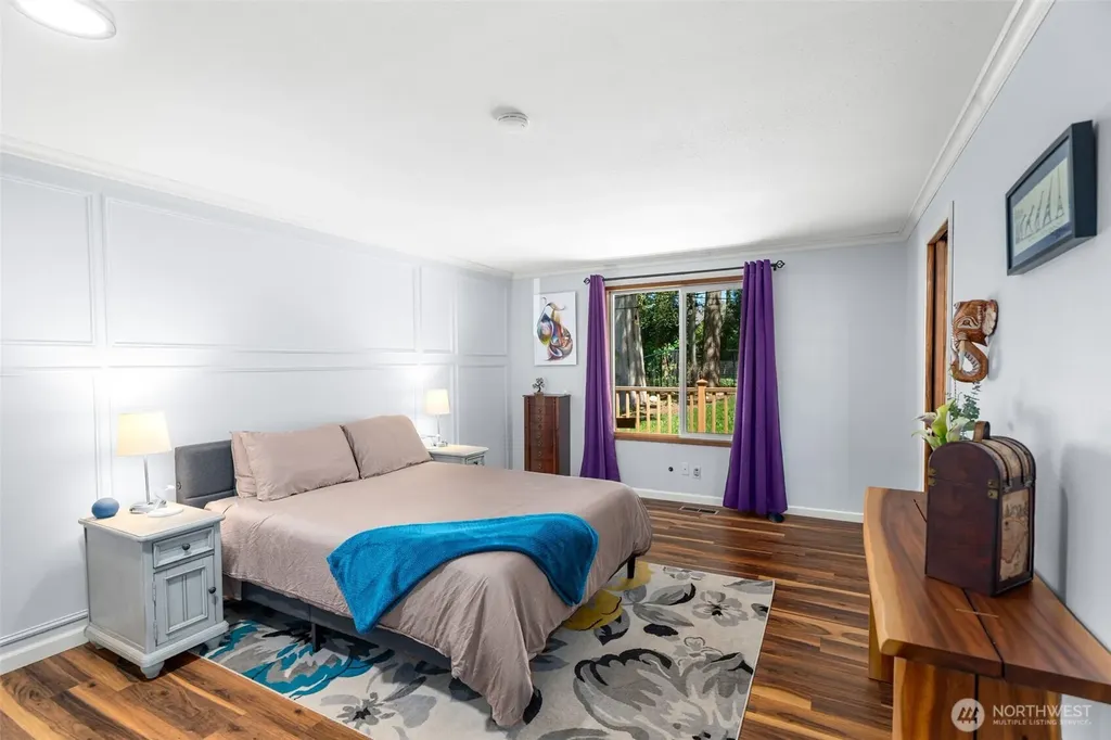 4823 W Tapps Dr E Lake Tapps WA 98391