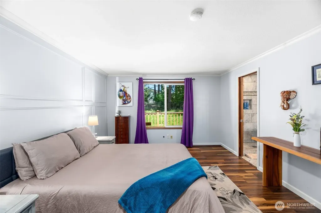 4823 W Tapps Dr E Lake Tapps WA 98391