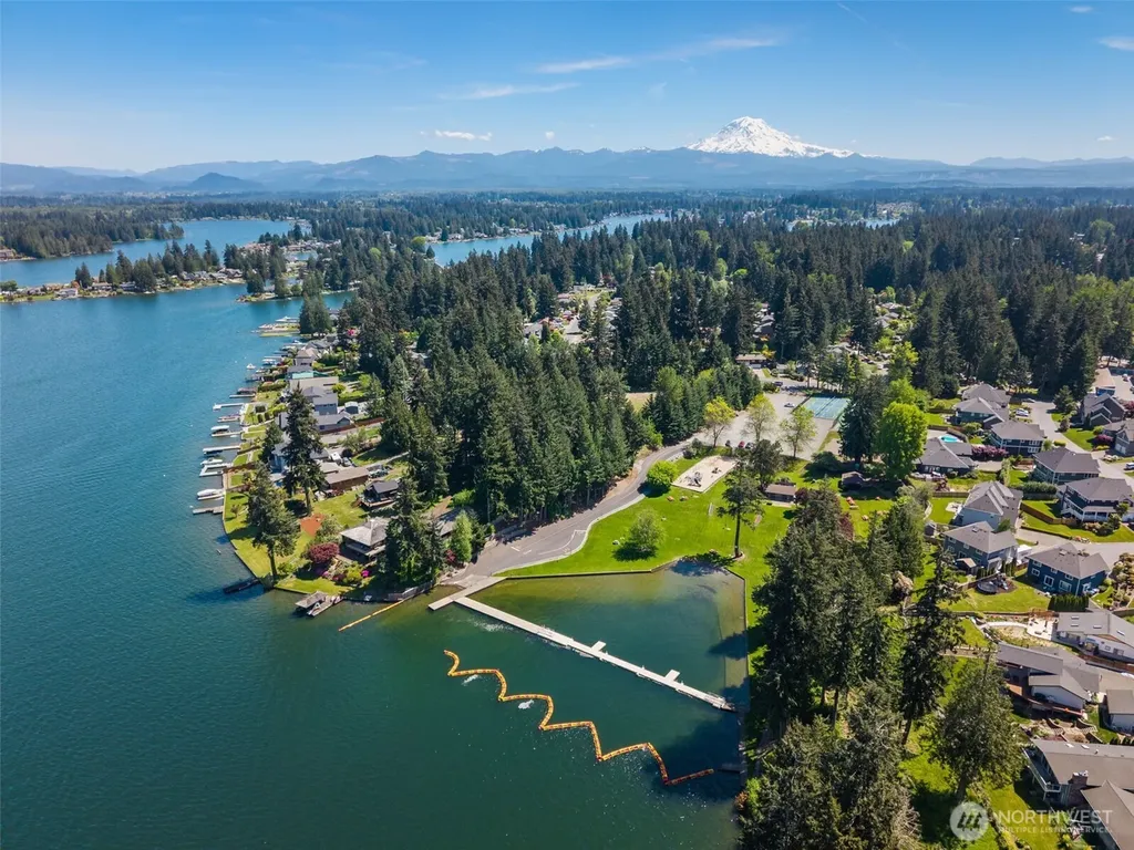 4823 W Tapps Dr E Lake Tapps WA 98391