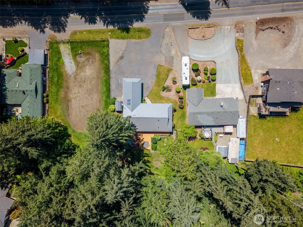 4823 W Tapps Dr E Lake Tapps WA 98391