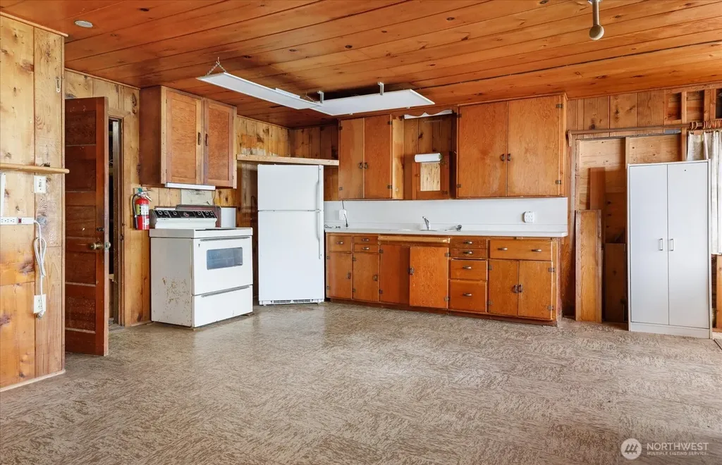 8339 Franklin Road Clinton WA 98236