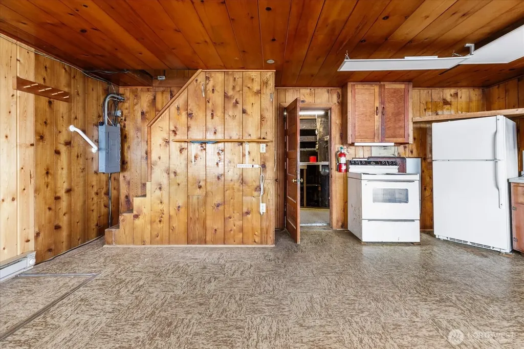 8339 Franklin Road Clinton WA 98236