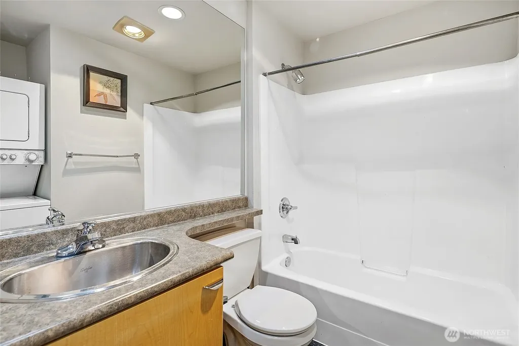 425 Vine Street Seattle WA 98121