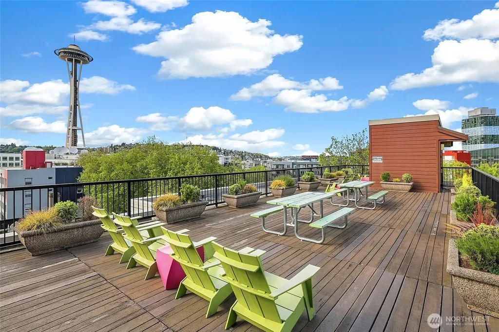 425 Vine Street Seattle WA 98121