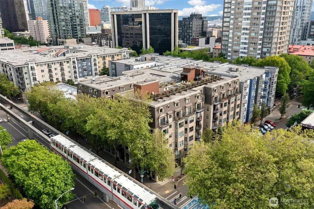 425 Vine Street Seattle WA 98121