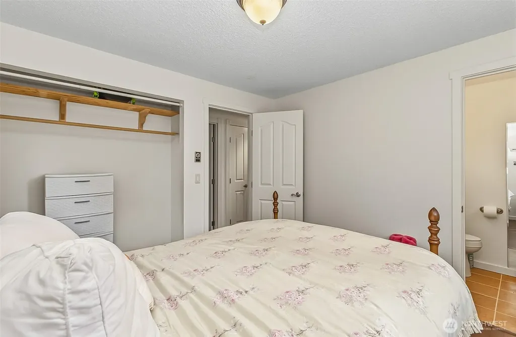 13518 47th Drive NE Marysville WA 98271