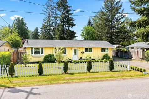 13518 47th Drive NE Marysville WA 98271