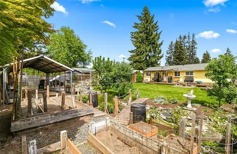 13518 47th Drive NE Marysville WA 98271