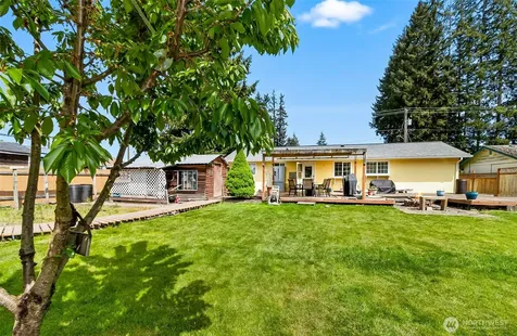 13518 47th Drive NE Marysville WA 98271
