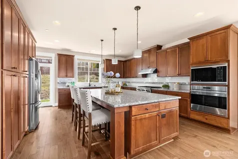 7050 171st Avenue SE Bellevue WA 98006