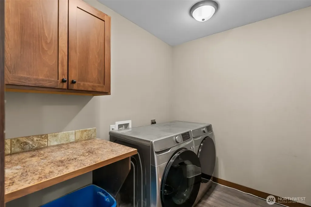 2452 NW Columbia Avenue East Wenatchee WA 98802