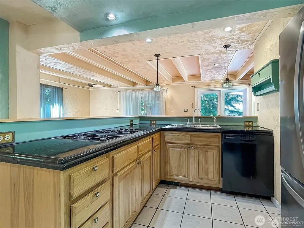 890 Wynwood Drive Shelton WA 98584