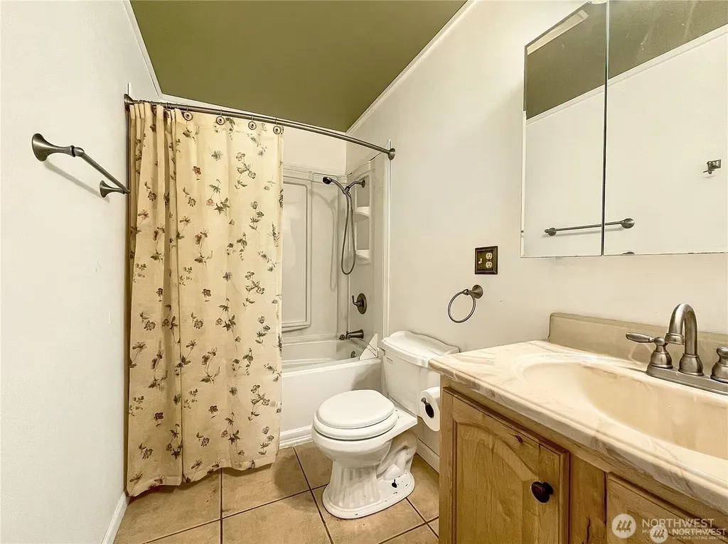 890 Wynwood Drive Shelton WA 98584